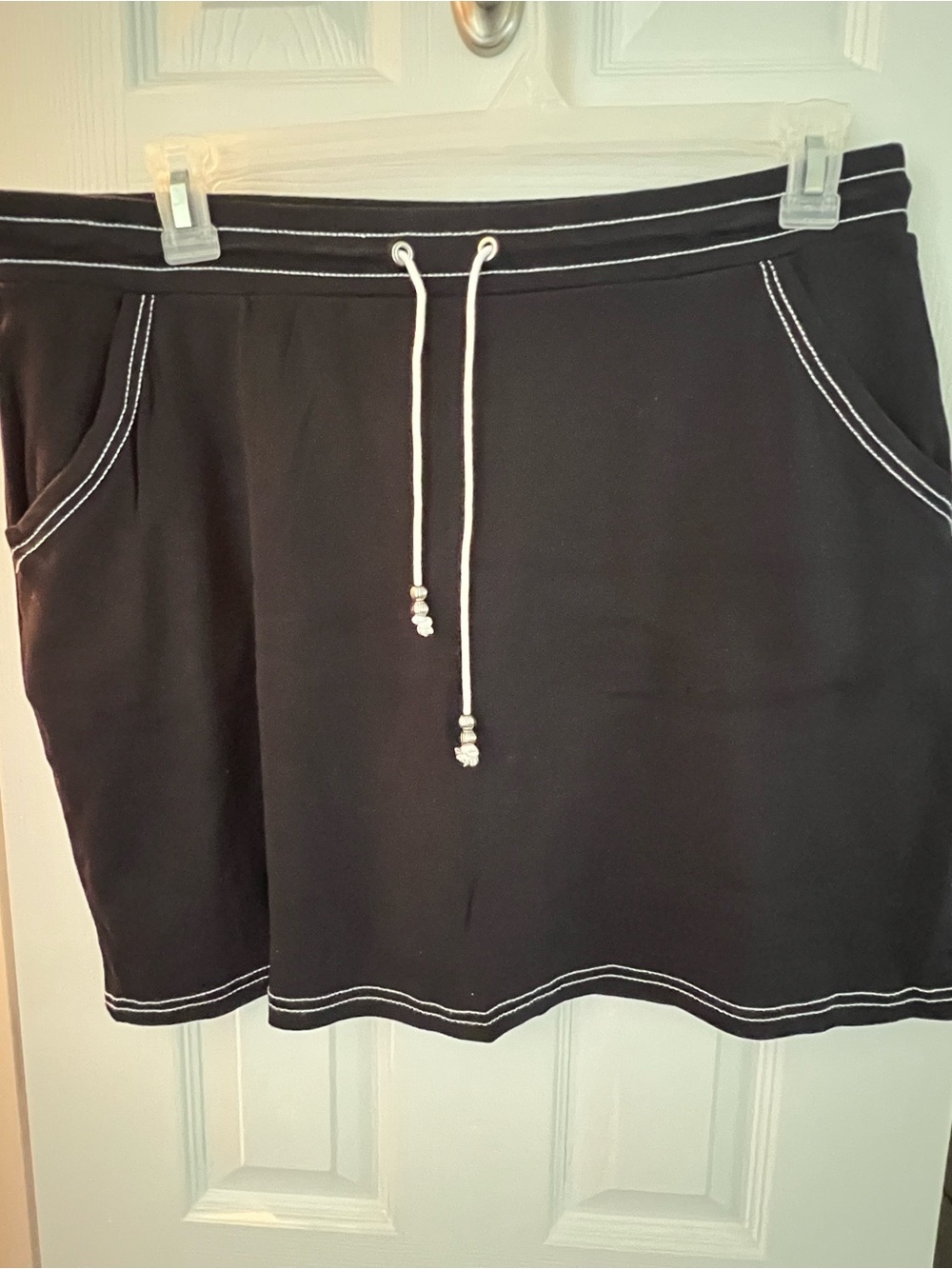 Anne Klein Sport Black Midi Tennis Skirt with White Contrast Drawstring